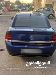  3 اوبل فكترا سي 2002 بحالة ممتازه