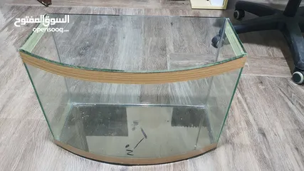  3 أحواض أسماك