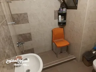  11 شقه / للبيع //جبل الزهور