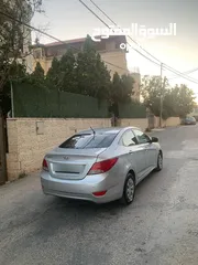  2 اكسنت سولار 2015 بحالة ممتازة موجوده بالخليل