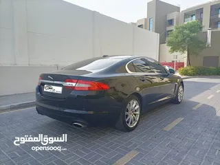  4 Jaguar XF 2012