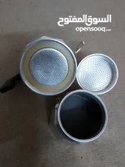  11 موكا بوت لصناعة قهوة الاسبرسو الإيطالية. Moka Pots for crafting traditional Italian espresso.