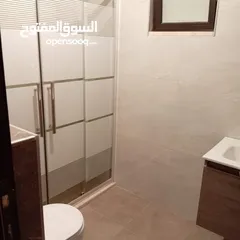  20 طريق المطار لم تسكن سوبر ديلوكس شقه فارغه للايجار + 240 متر 5 غرف نوم ـ 2 ماستر