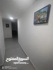  4 شقة مفروشه في السوق قريب من البحر ثلاث دقائق مشي