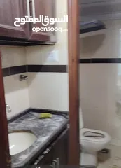  2 مكتب مطل وكاشف وسط البلد  منطقه حيويه جاهز للتسليم