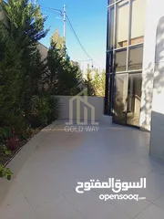  1 شقة مميزة شبه أرضية 360م مع حديقة وترس في أجمل مناطق عبدون/ ref 2036