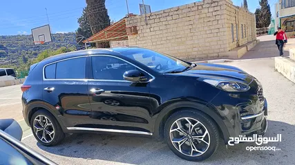  10 KIA Sportage model 2019 for sale