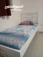  6 master bedroom available for couple or working lady.  2 Bed space for executive Indian batchlor