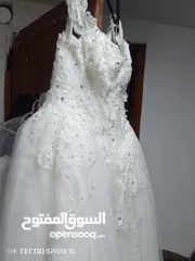  5 فستان زواج مستعمل بحالة ممتازة