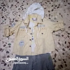  12 ملابس ولادي من عمر سنه لا ثلاث سنوات بحاله ممتازه بأسعار رمزيه