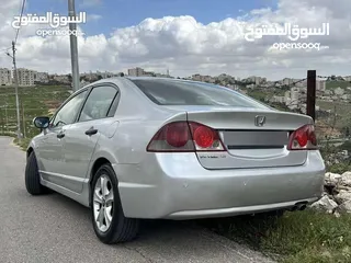  6 هوندا سيفيك للبيع موديل 2008