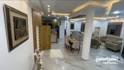  5 فيلا دبلكس مشطبة سوبر ديلوكس ( مالية وكالة نضيفة )