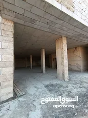  3 محلات تجاريه للايجار  بناء جديد كهرباء3فاز ساحه للتحميل وتنزيل بناء جديد مساحه بين الاعمده الاسمنتيه
