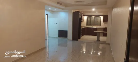  2 شقة طابق اول في منطقة دير غبار/REF: 004