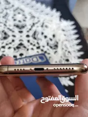  4 IPhone 11 Pro Max 64GB