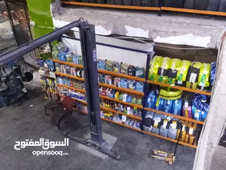  17 محل اطارات وبناشر وتبديل زيوت وكهرباء سيارات للبيع بداعي السفر  للتواصل والاستفسار