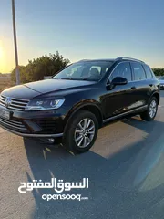  2 Volkswagen Touareg 2016 in Excellent Condition for sale!!