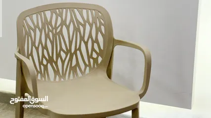  2 كرسي عظم عملي ومتين ،مناسب للكافيهات والمطاعم