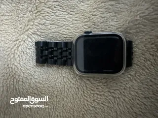  1 Apple Watch series 8
