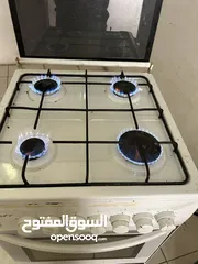  4 للبيع طباخ