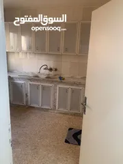  12 شقة للأيجار