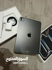  1 iPad Pro 11" M4 256GB