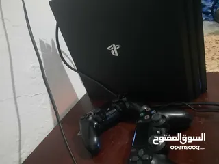  2 بلاستيشن 4 برو مع حساب العاب مجاني