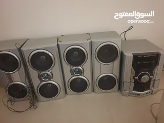  2 جهاز مسجل شارب مع سماعات