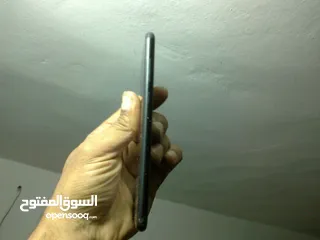  4 هاتف هواوي ميت 10لايت 64جيجا  و 4رام