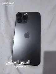  2 ايفون 12 برو ماكس وسماعات اير بودز برو