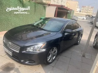  5 Nissan Maxima 2012 full option excellent condition