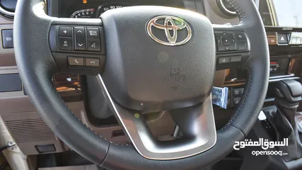  13 Toyota Land Cruiser Pickup 4.0L V6 Petrol Single Cabin Auto Transmission