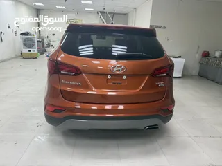  12 Hyundai Santa Fe sport 2018 good condition clean like new low mileage