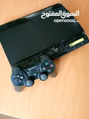  3 بلايستيشن 3 مستعمل للبيع مع كل اغراضه مهكر عليه 25لعبة و 3مكاتب لتنزيل الالعاب