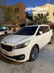  6 Kia grand Carnival for sale