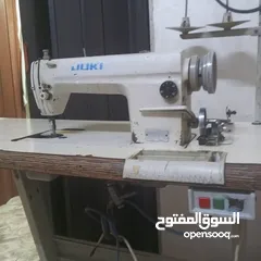  1 ماكنه خياطه للبيع