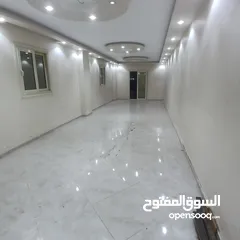  1 شقه واجهه علي شارع الجيش مباشر سكني وإداري175م بحدائق الاهرام