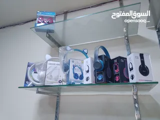  9 بضاعة محل إتصالات