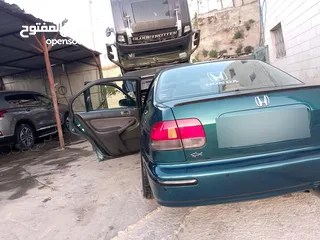 1 هوندا سيفيك للبيع او بدل