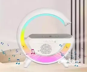  11 سماعة LED لاسلكية مع شاحن مدمج