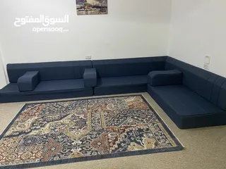  3 طقم فرشات للبيع شبه جديد