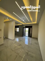  13 شقة ارضية/ 141م/مدخل مستقل/ موقف سيارة مستقل/ شفا بدران/ صرف صحي واصل