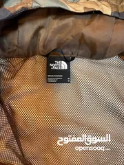  4 جاكيت نورث فيس North Face شبه جديد