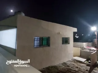  7 " إعلان مميز !! سعر حصري من المالك مباشرة  !! للبيع - دونم أرض مفروز ومستقل، علي