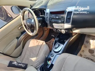  4 جيب متسوبيشي 7ركاب  دفع رباعي 4*4سعر52