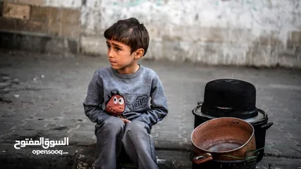  2 اطفال بلا مأكل ولا ملبس للتبرع بشي رمزي ع محفظة بال باي  بس اشي بسيط استر اولادي