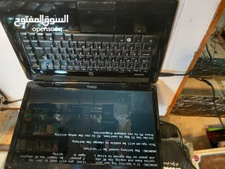 1 لابتوب عدد 2للبيع بحاجة إلى صيانة بالإضافة إلى قطع كمبيوتر منوعة