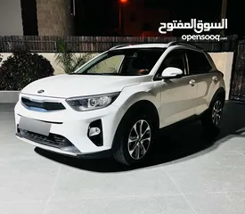  2 كيا ستونيك 2020برخصة عداد70 للبيع علكاش والبدل وارد بسعر حرق حرق68000الف لحق حالك