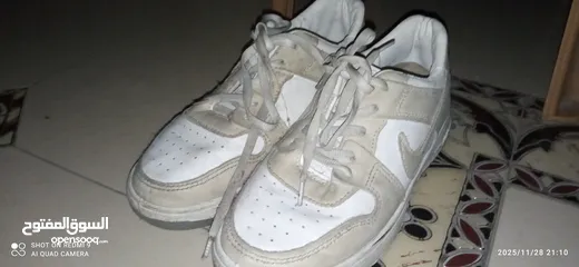  3 بوت نايكي نمرة 38 للبيع