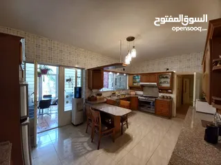  5 شقة غير مفروشة للإيجار 400م2 ( Property 16683 )-175107241